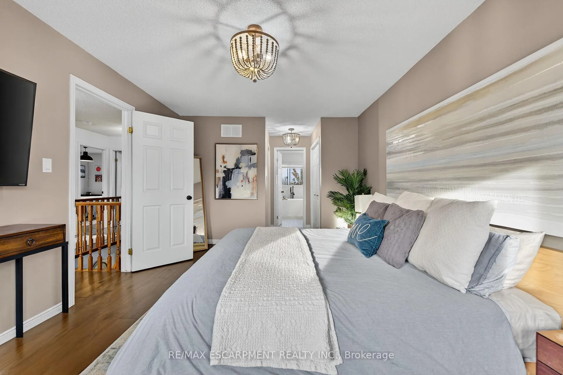 Photo 25 of 3 Jacqueline Boulevard, Hamilton, Allison — HOMEH