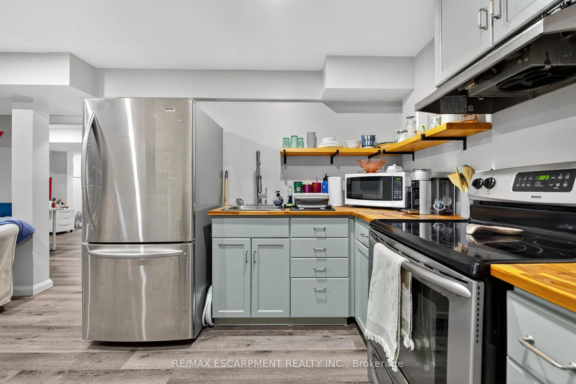 Photo 43 of 3 Jacqueline Boulevard, Hamilton, Allison — HOMEH