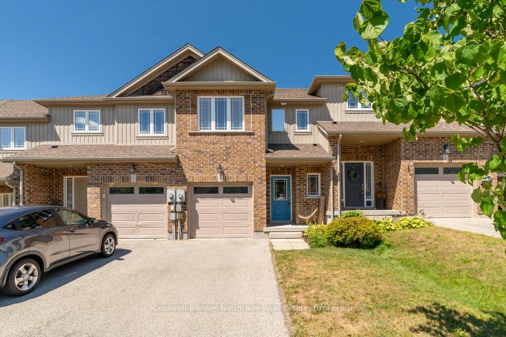 Photo 3 of 14 Jeffrey Drive, Guelph, Grange Road — HOMEH