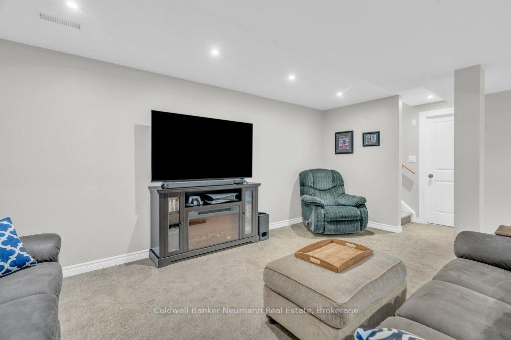 Photo 28 of 14 Jeffrey Drive, Guelph, Grange Road — HOMEH