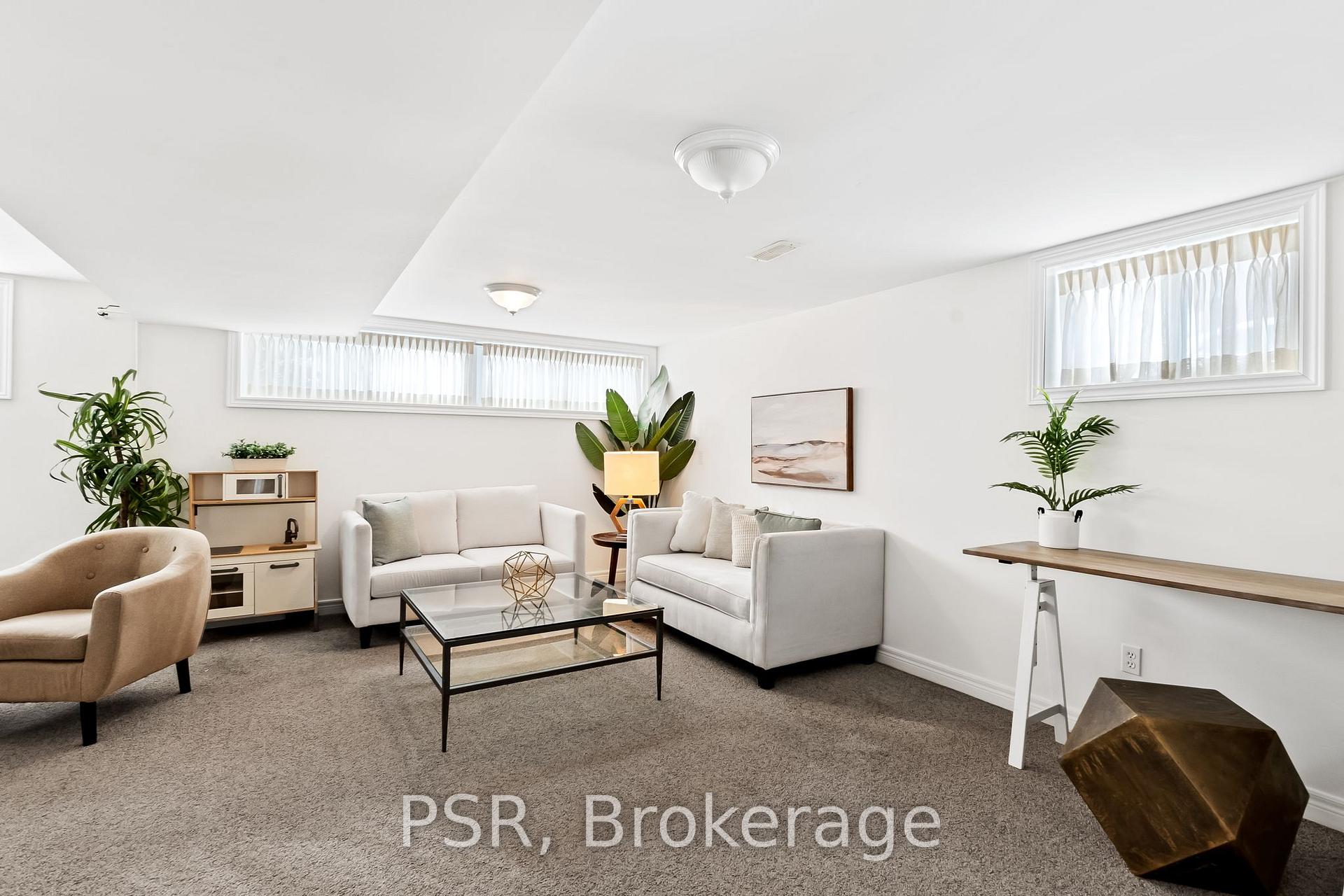 Photo 19 of 1096 Royal Drive, Peterborough, Northcrest Ward 5 — HOMEH