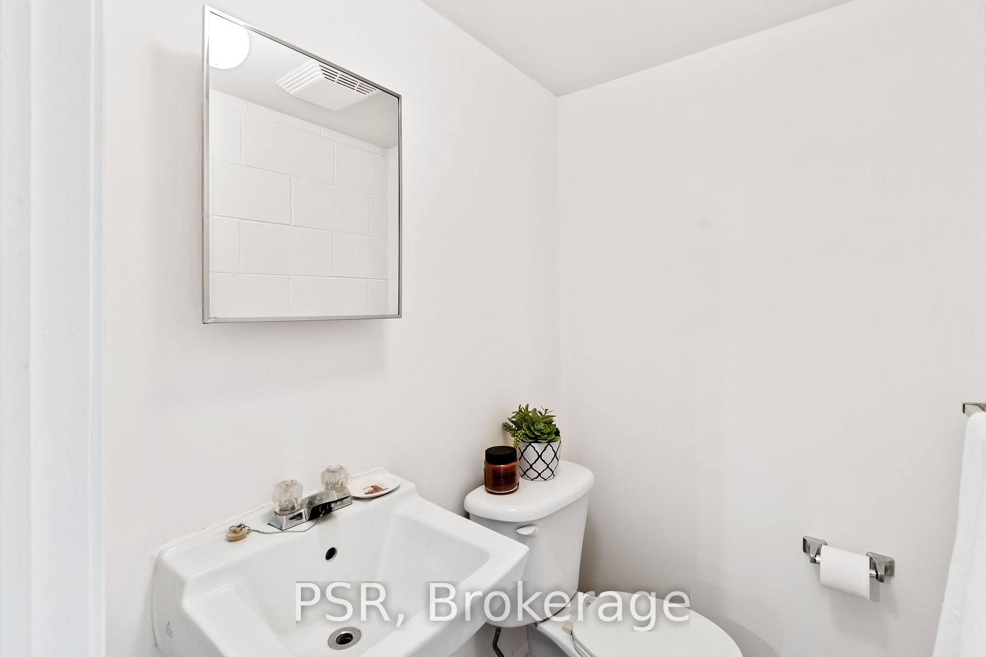 Photo 24 of 1096 Royal Drive, Peterborough, Northcrest Ward 5 — HOMEH