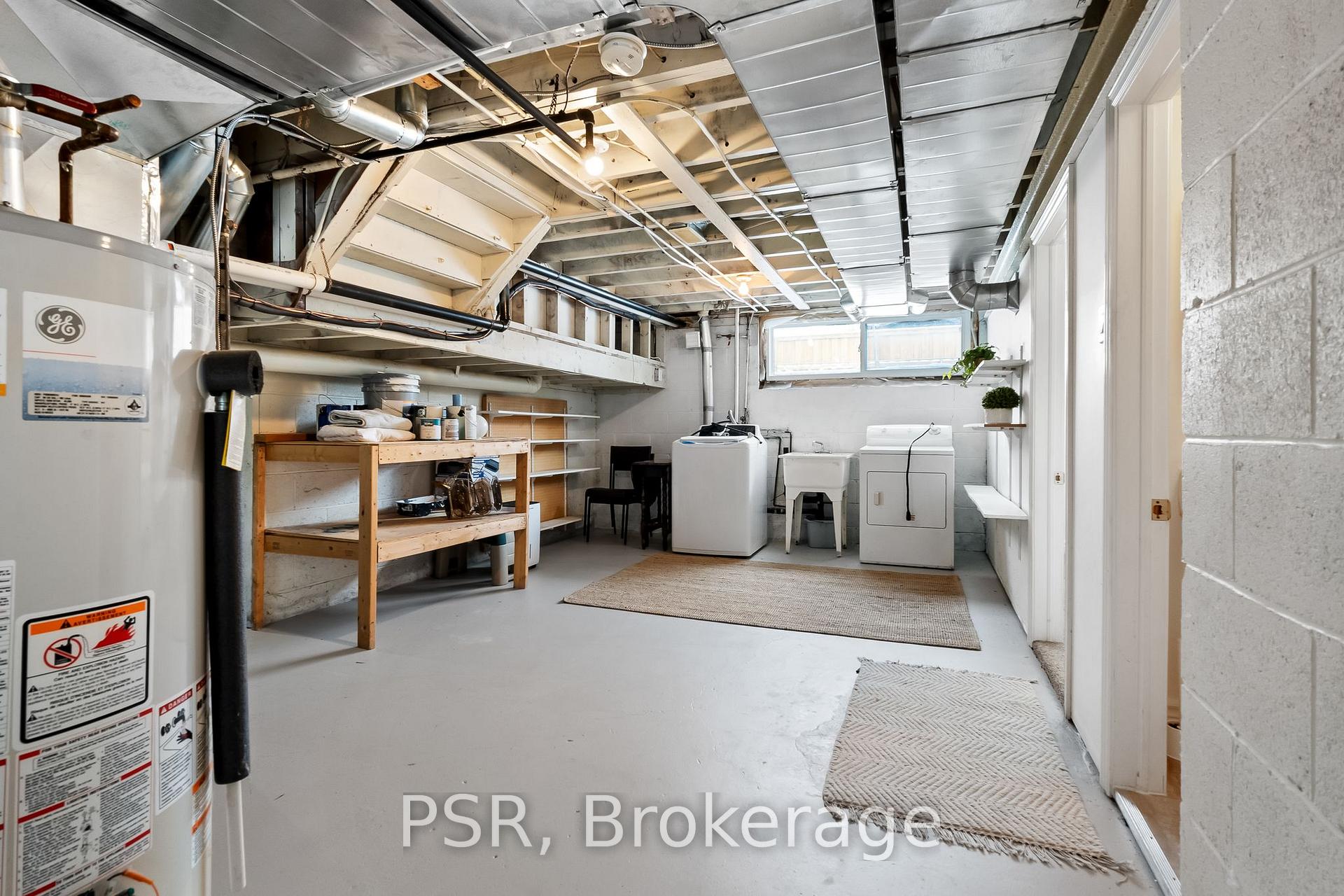 Photo 25 of 1096 Royal Drive, Peterborough, Northcrest Ward 5 — HOMEH