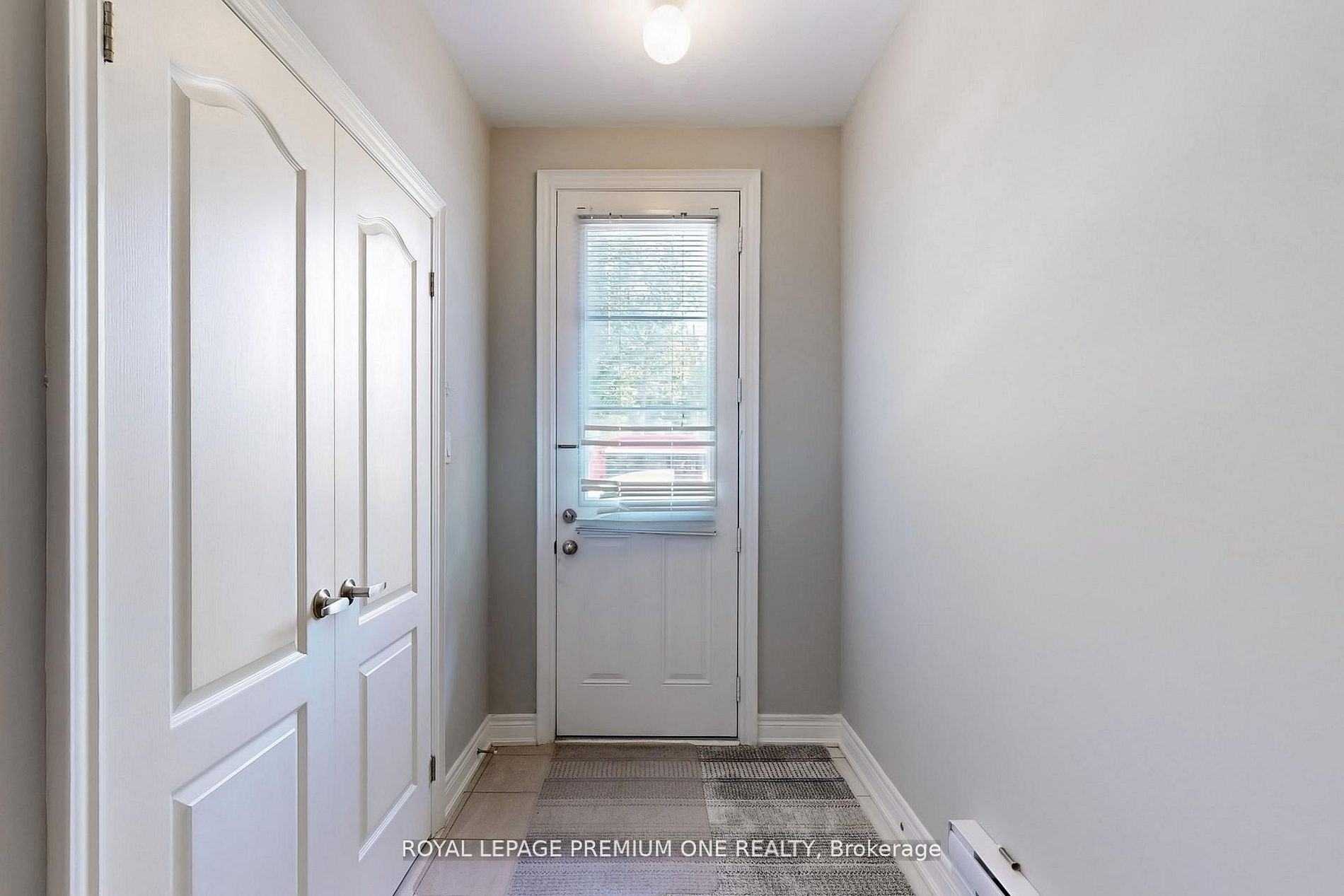 Photo 46 of 71 Dryden Way, Etobicoke, Willowridge-Martingrove-Richview — HOMEH