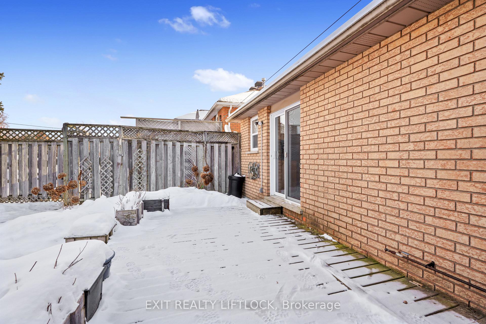 Photo 36 of 156 Towerhill Road, Peterborough, Northcrest Ward 5 — HOMEH