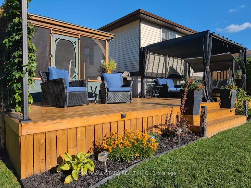 Photo 44 of 922 Ashdale Crescent W, Peterborough, Ashburnham Ward 4 — HOMEH