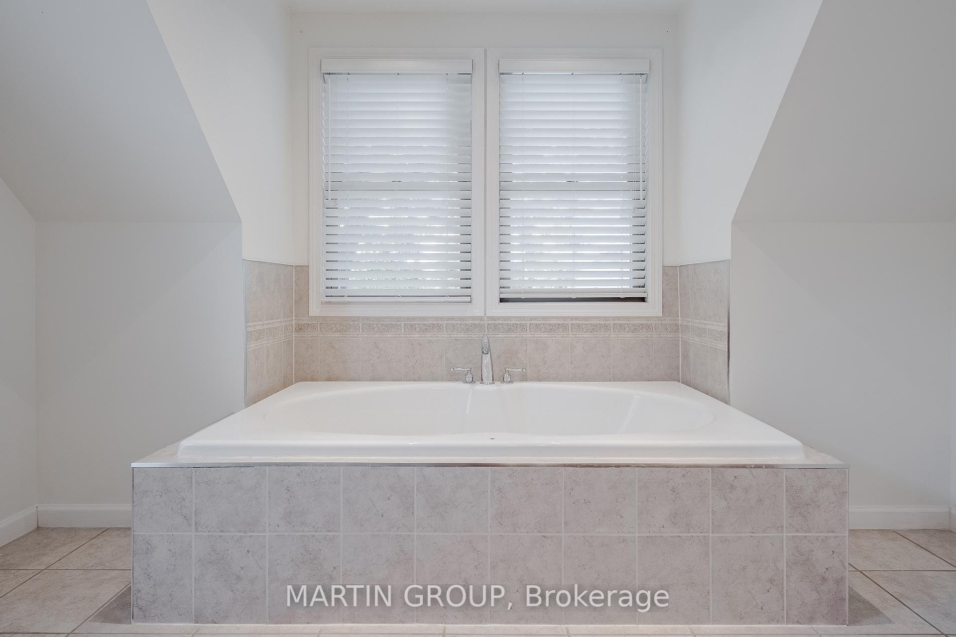 Photo 33 of 72 McElderry Road, Guelph, Kortright West — HOMEH