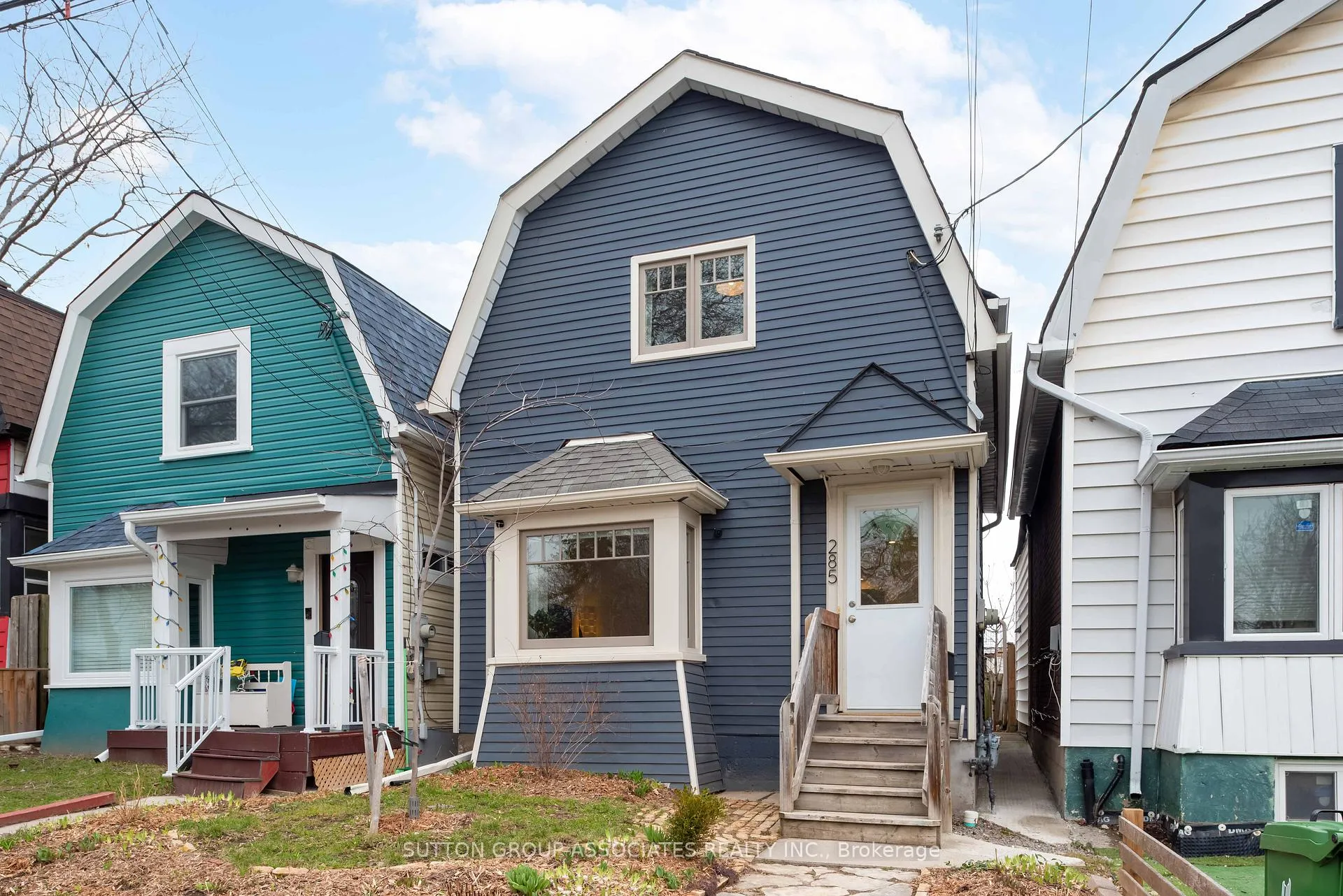 Photo 1 of 285 Harvie Avenue, Toronto, Caledonia-Fairbank — HOMEH