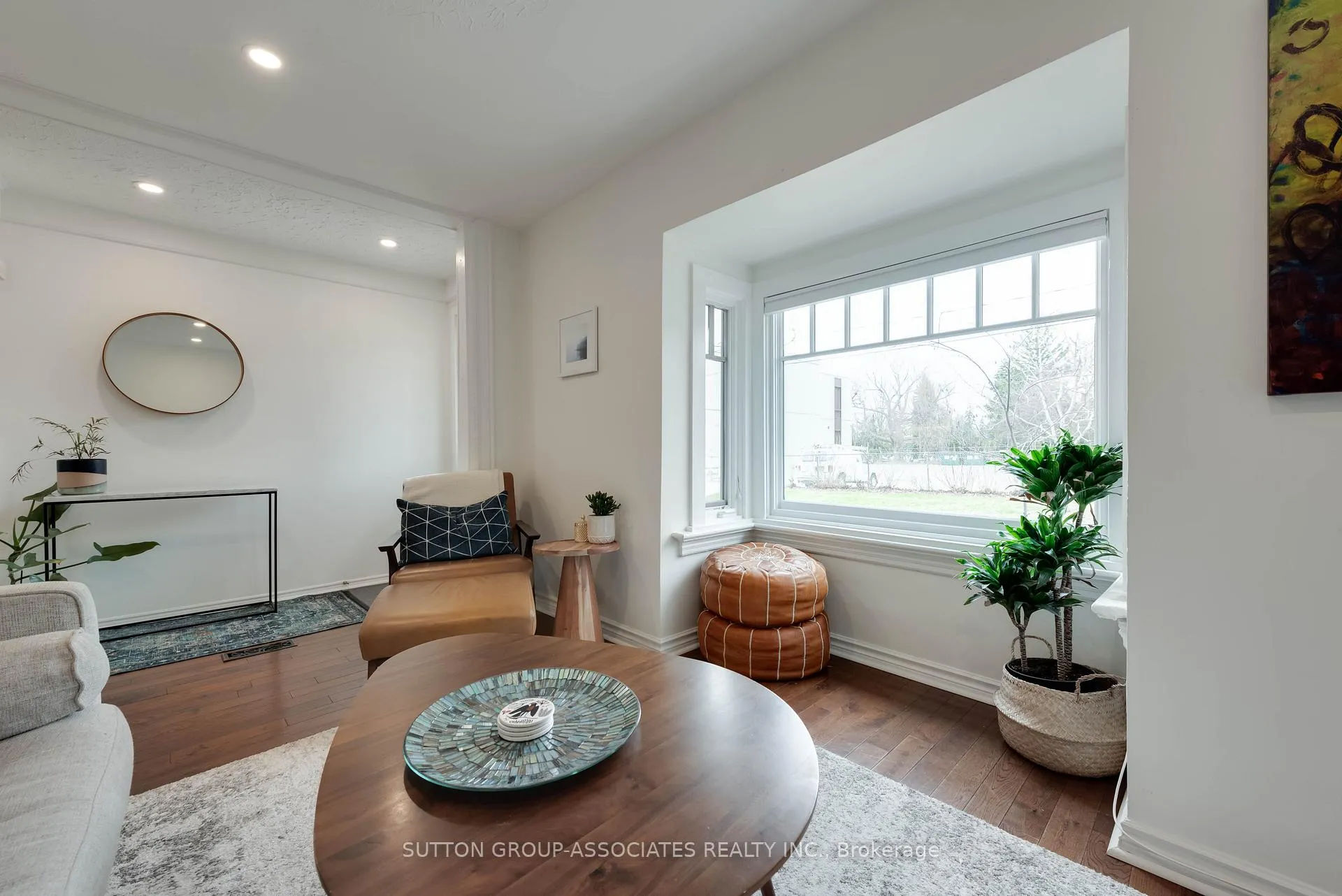 Photo 6 of 285 Harvie Avenue, Toronto, Caledonia-Fairbank — HOMEH
