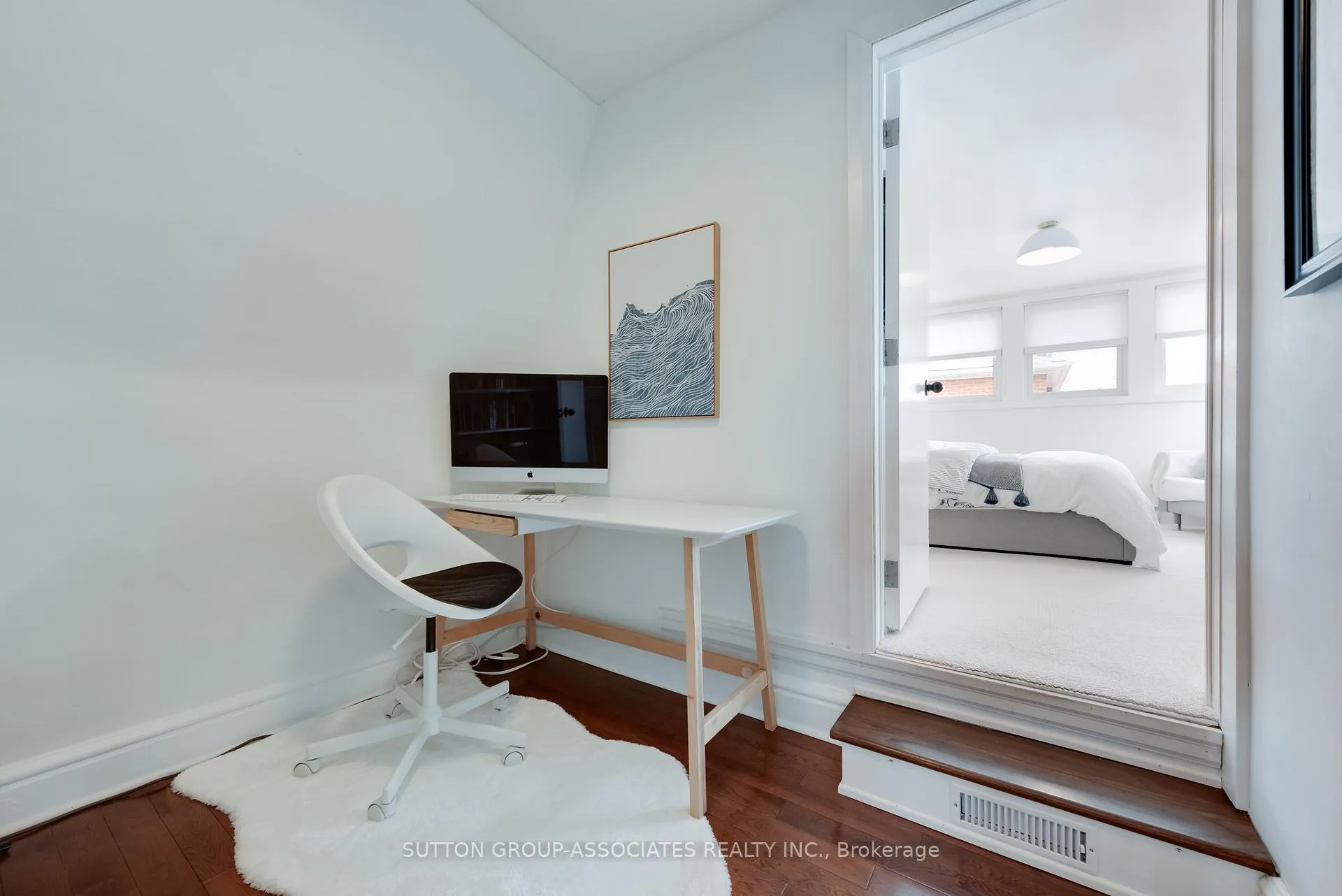 Photo 12 of 285 Harvie Avenue, Toronto, Caledonia-Fairbank — HOMEH