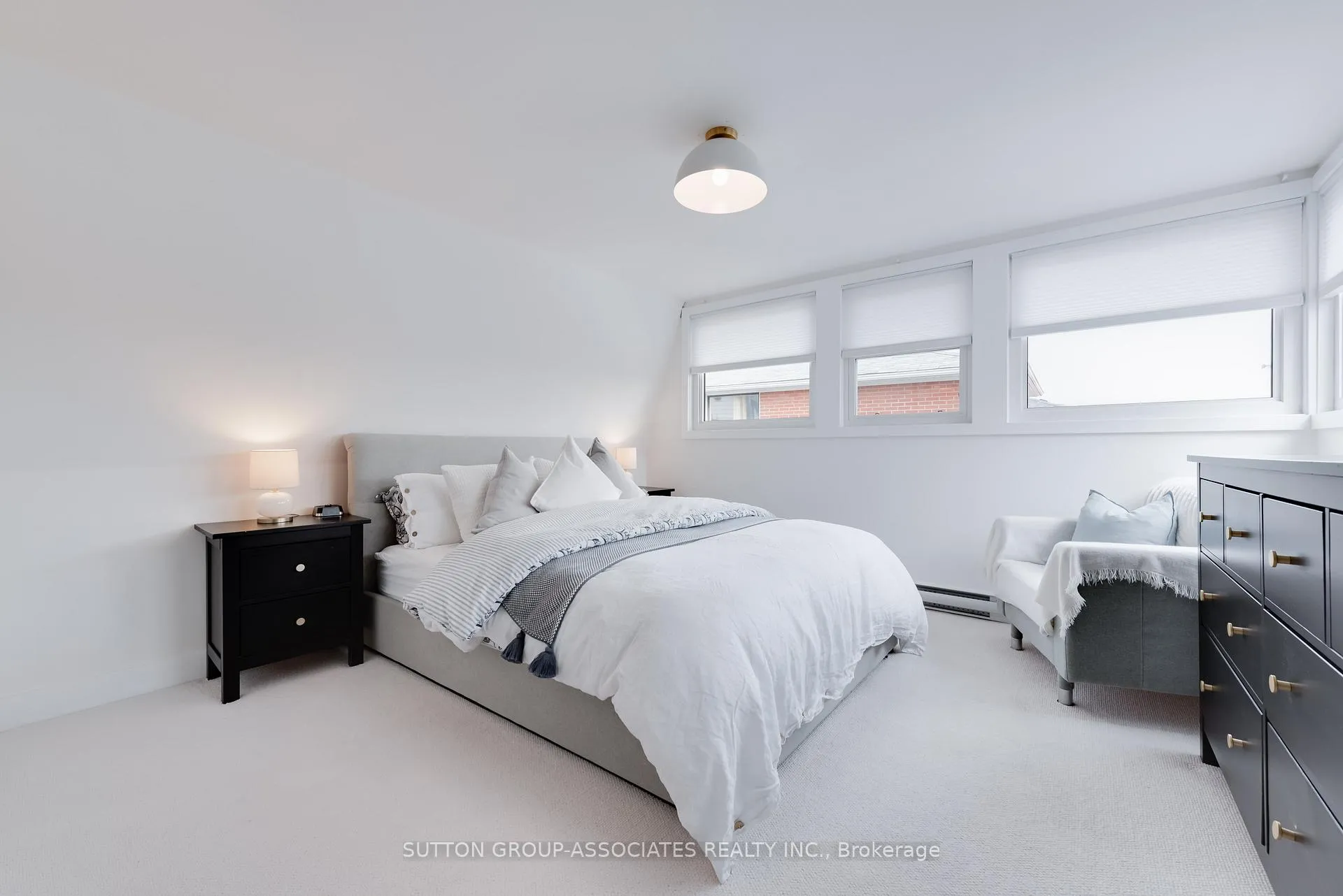 Photo 13 of 285 Harvie Avenue, Toronto, Caledonia-Fairbank — HOMEH