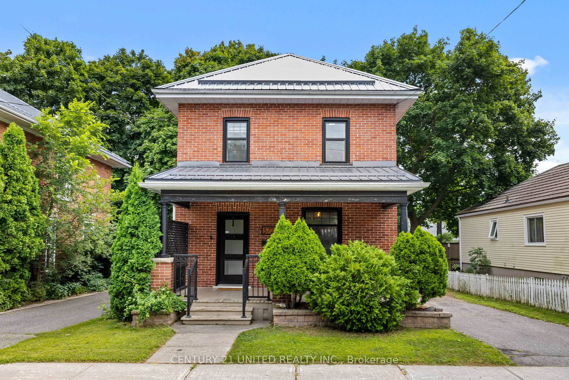 Front of 572 Rogers Street