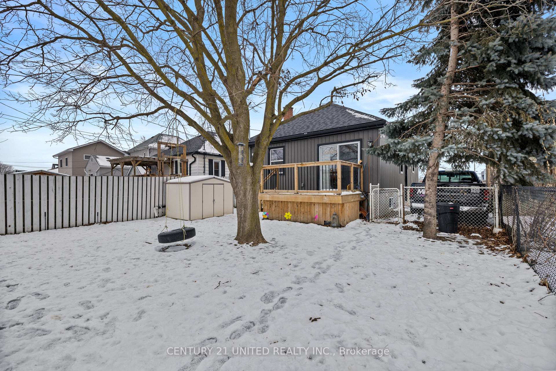 Photo 28 of 375 Edison Avenue, Peterborough, Otonabee Ward 1 — HOMEH