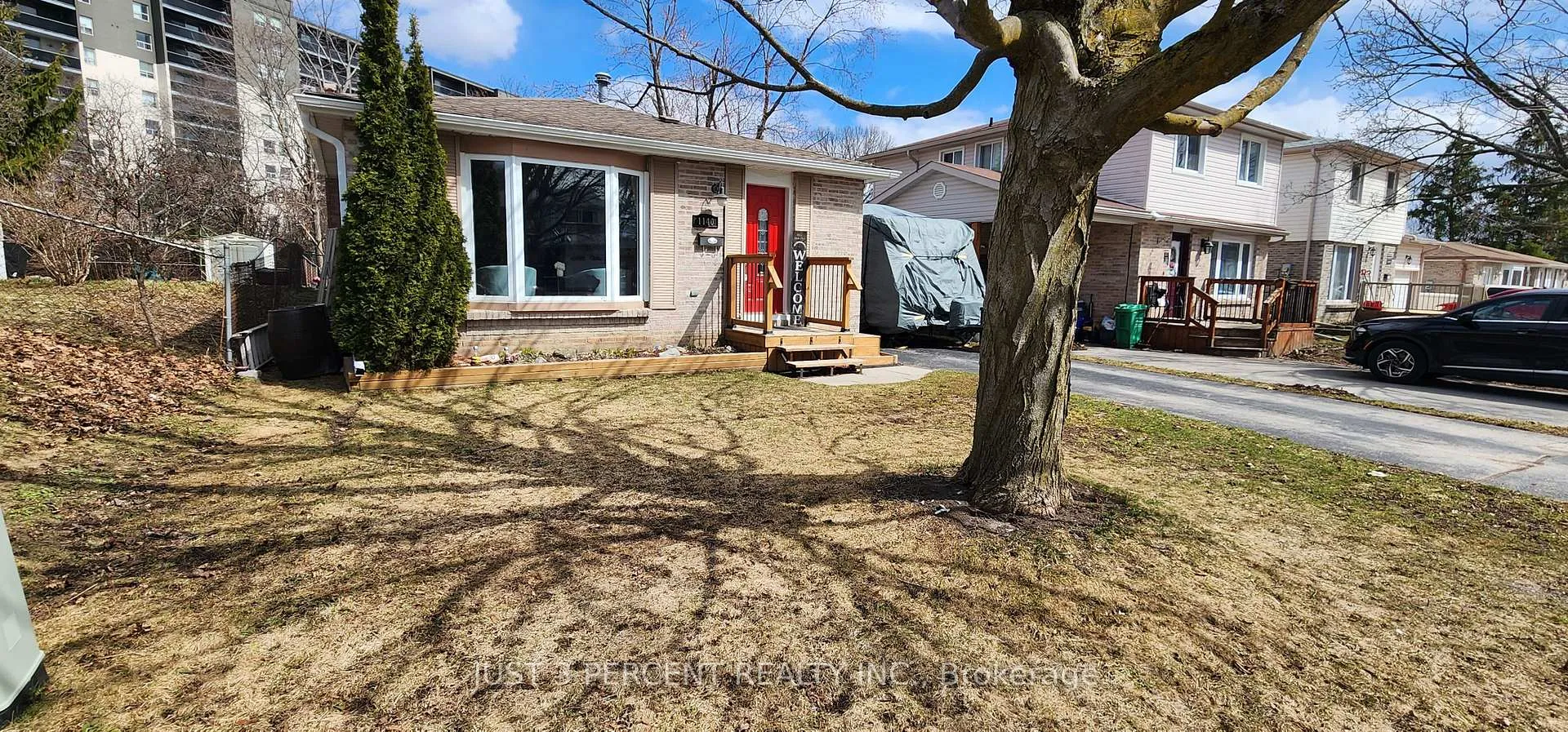 Photo 2 of 1140 Whitefield Drive, Peterborough, Otonabee Ward 1 — HOMEH