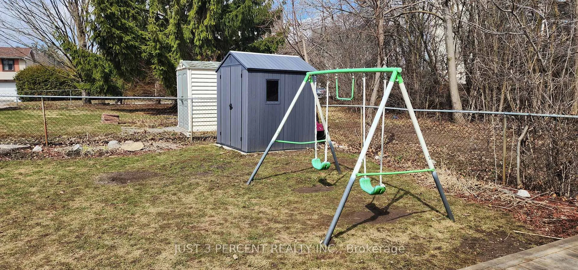 Photo 23 of 1140 Whitefield Drive, Peterborough, Otonabee Ward 1 — HOMEH