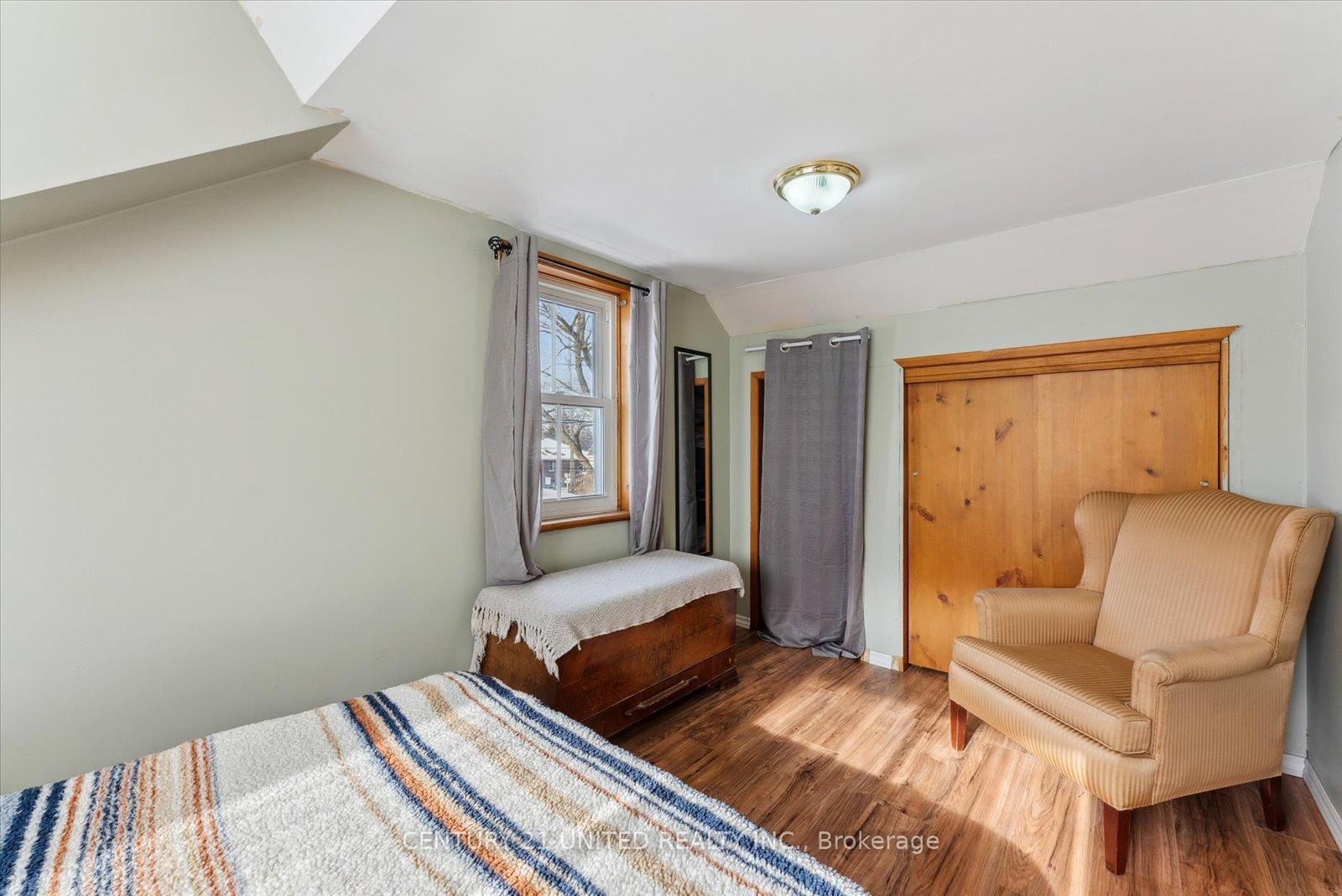 Photo 29 of 443 Edison Avenue, Peterborough, Otonabee Ward 1 — HOMEH