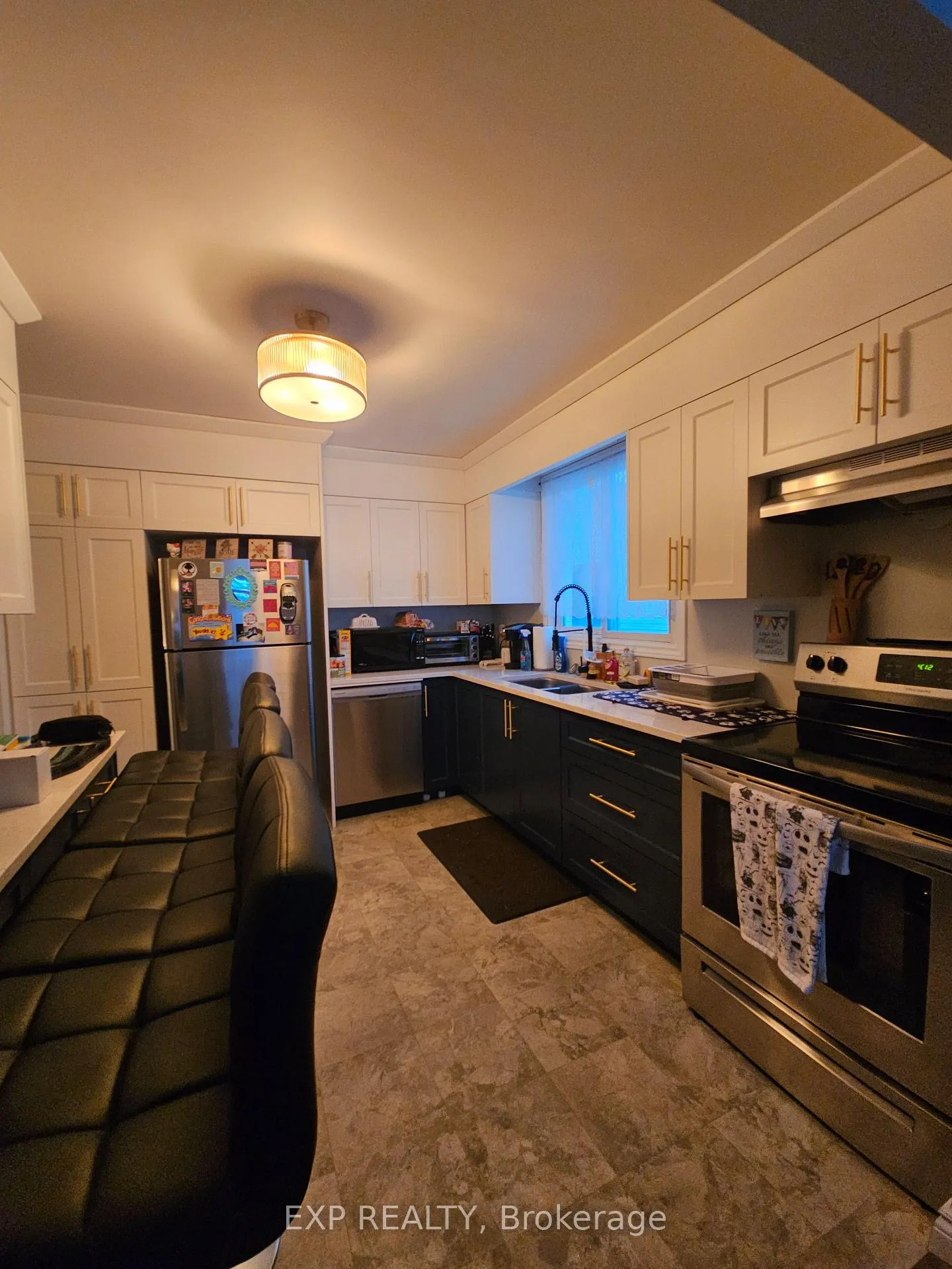 Photo 16 of 626 Laurier Boulevard, Brockville — HOMEH