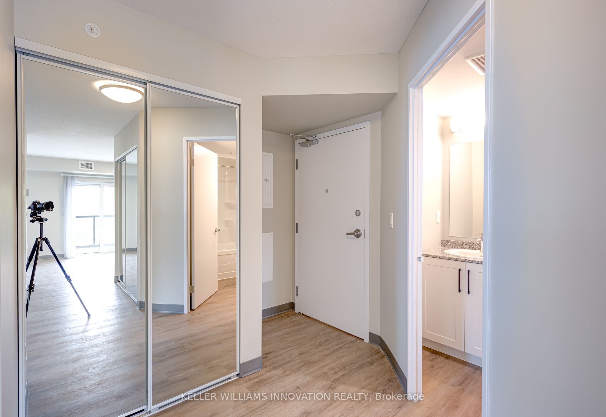 Photo 35 of Unit 912, 595 Strasburg Road, Waterloo — HOMEH