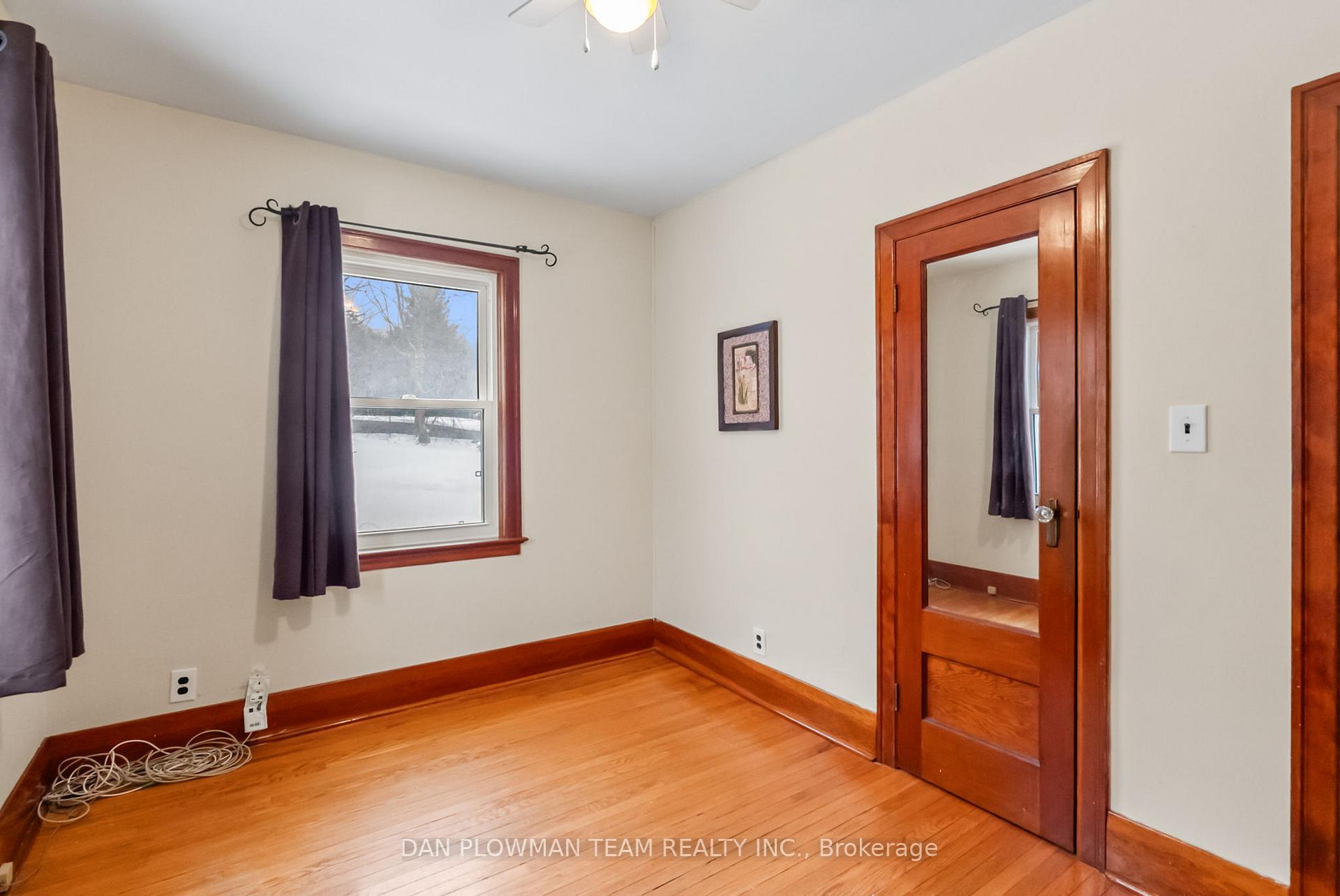 Photo 10 of 1220 Clonsilla Avenue, Peterborough, Otonabee Ward 1 — HOMEH