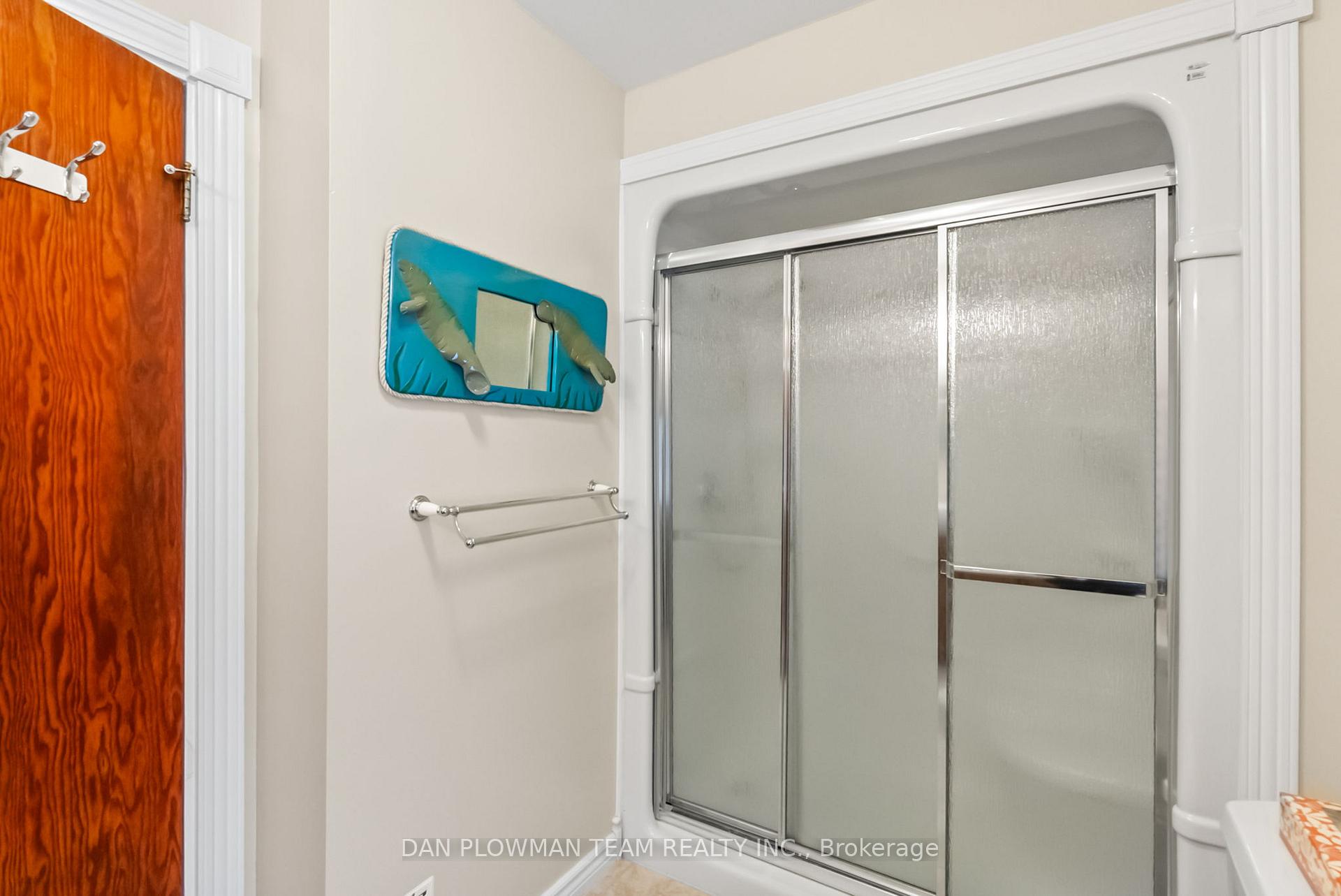 Photo 15 of 1220 Clonsilla Avenue, Peterborough, Otonabee Ward 1 — HOMEH