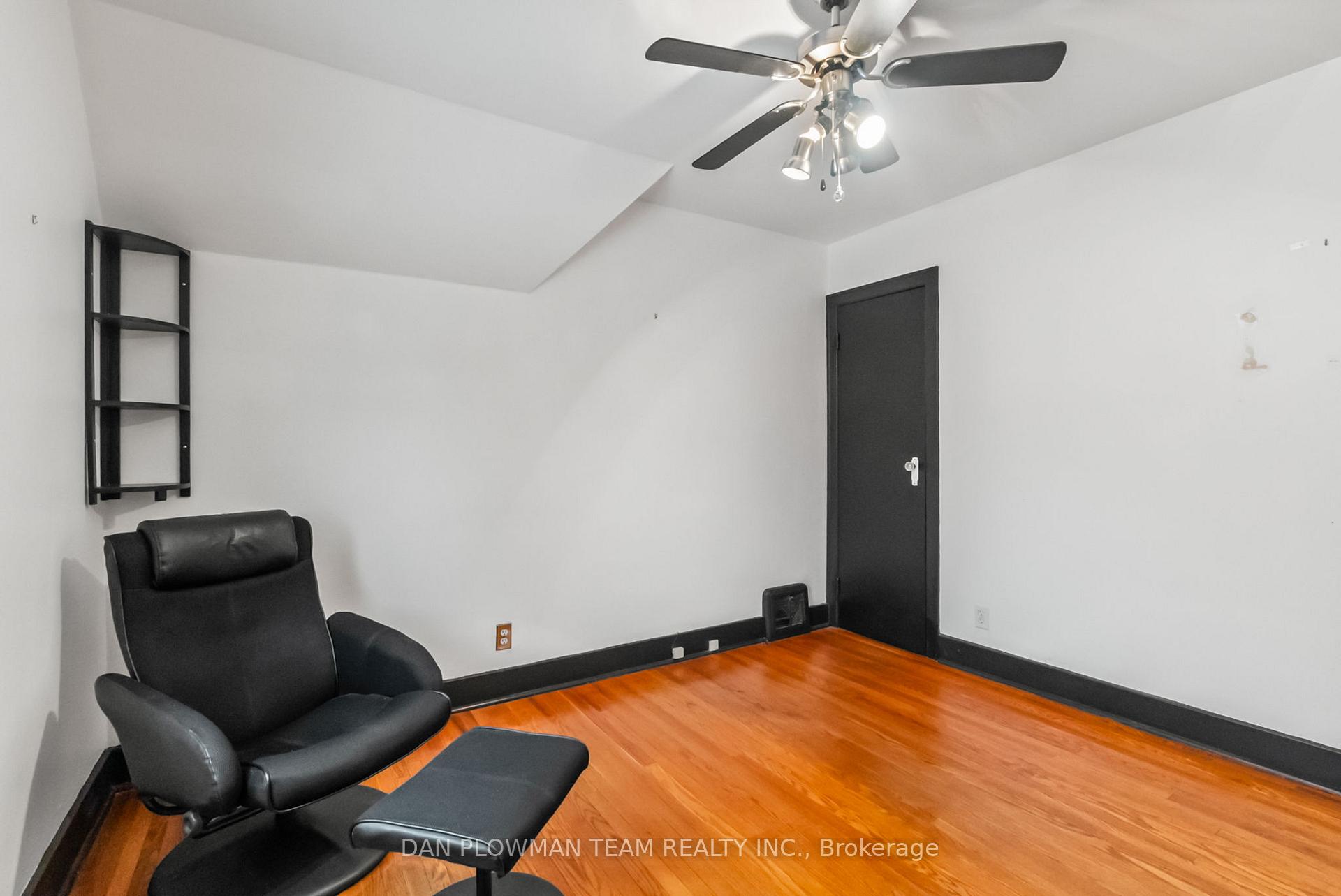 Photo 17 of 1220 Clonsilla Avenue, Peterborough, Otonabee Ward 1 — HOMEH