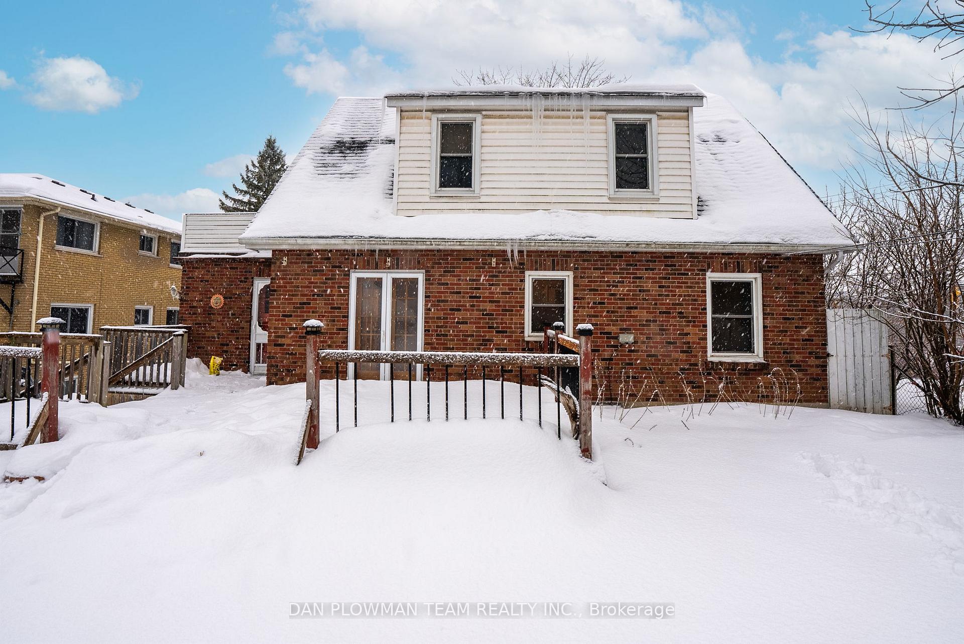 Photo 26 of 1220 Clonsilla Avenue, Peterborough, Otonabee Ward 1 — HOMEH