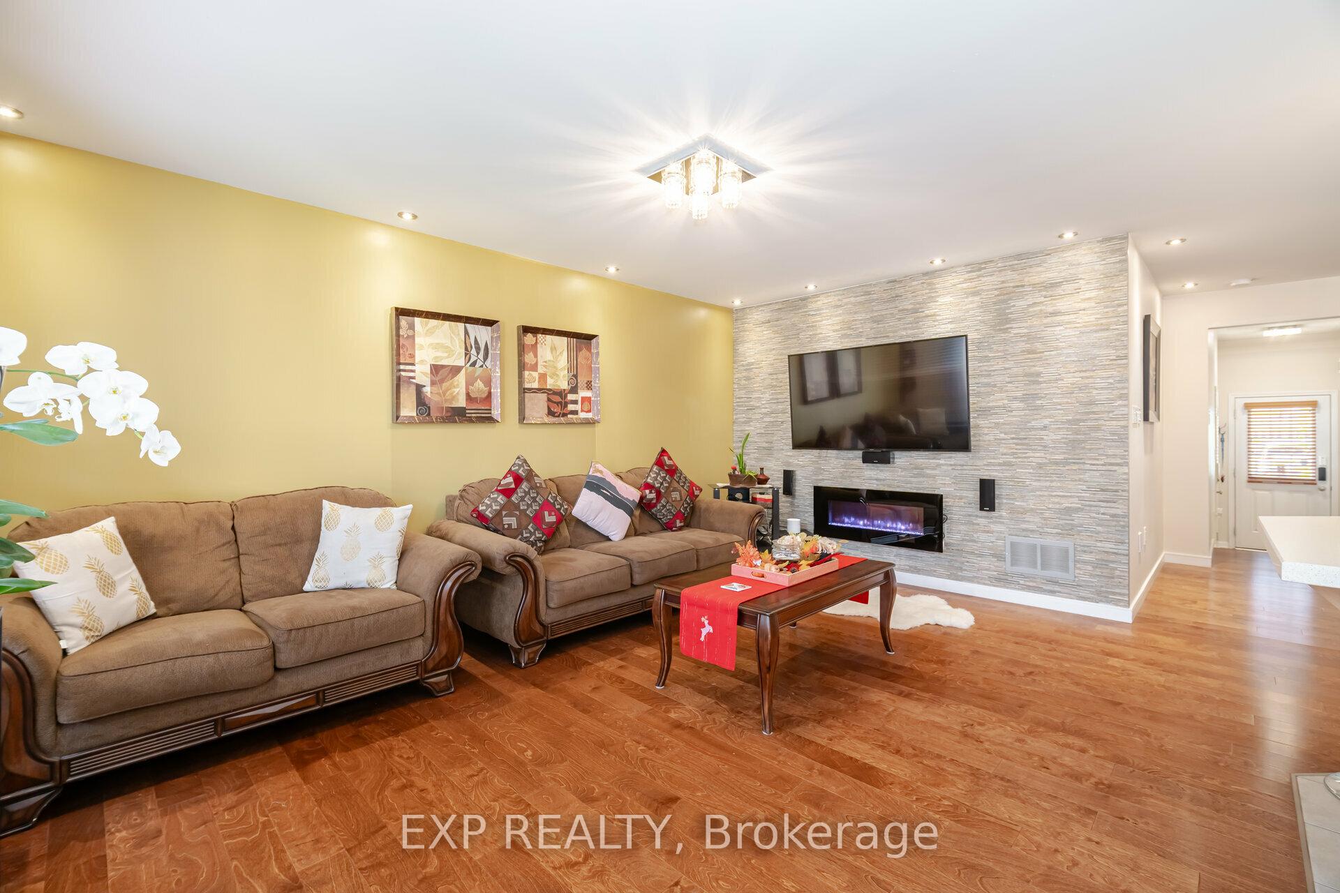 Photo 5 of 504 Cavanagh Lane, Milton, Willmott — HOMEH