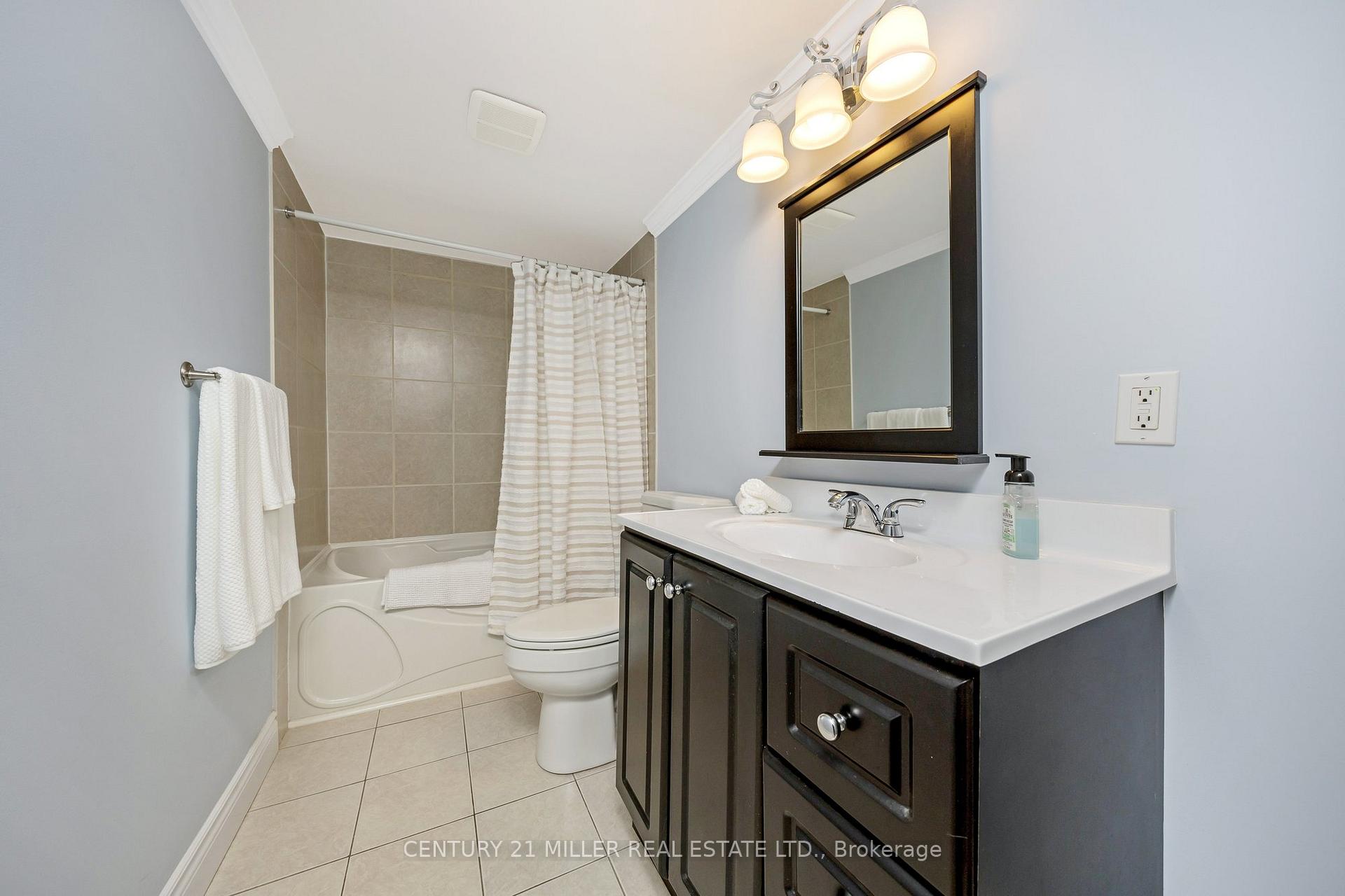 Photo 35 of 664 Caldwell Crescent, Milton, Beaty — HOMEH