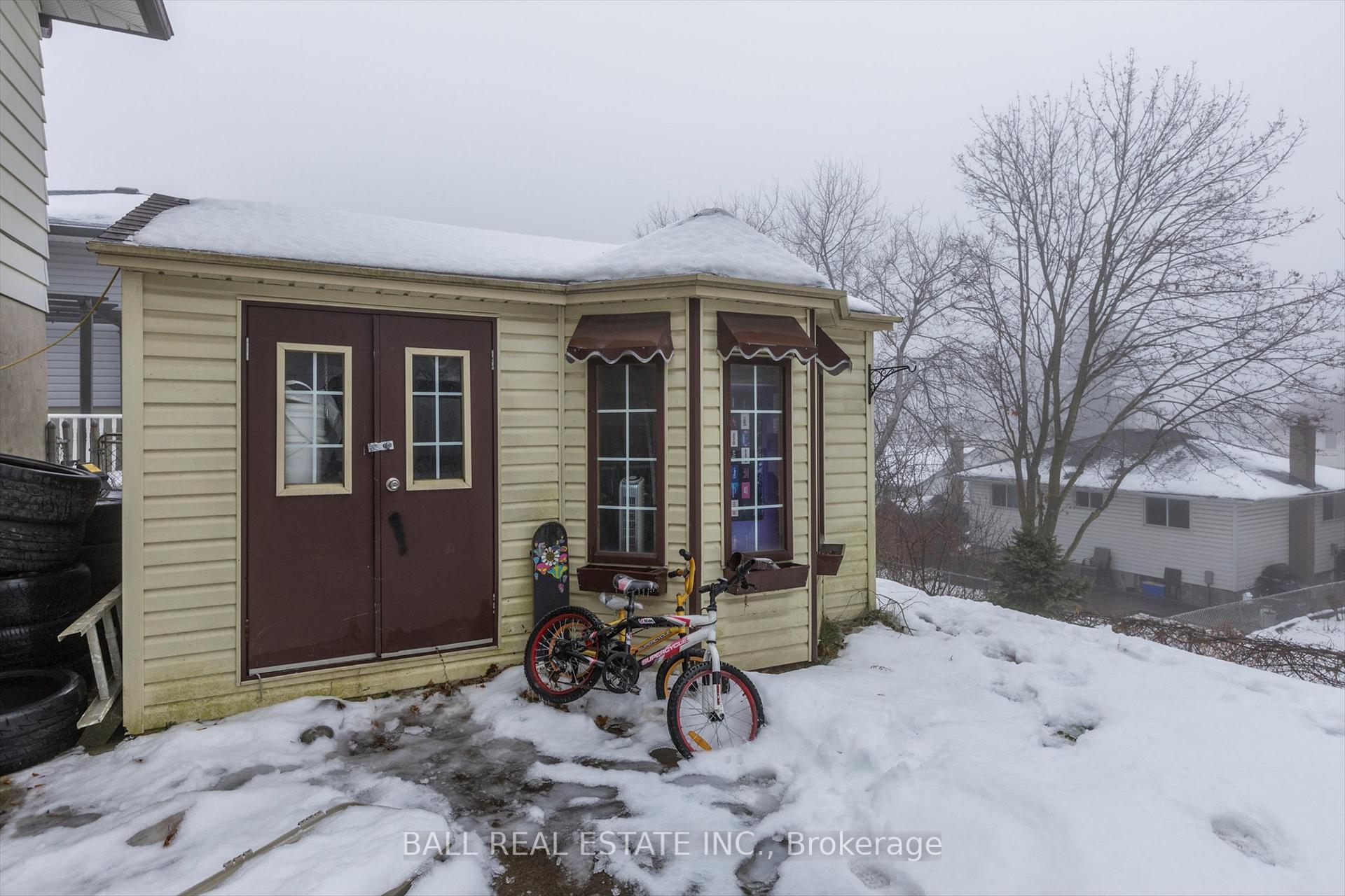 Photo 36 of 894 Terrace Road, Peterborough, Ashburnham Ward 4 — HOMEH