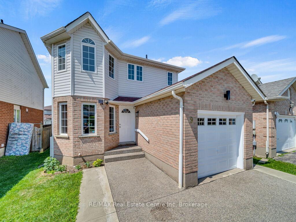 Photo 3 of 9 Ryde Road, Guelph, Willow West/Sugarbush/West Acres — HOMEH