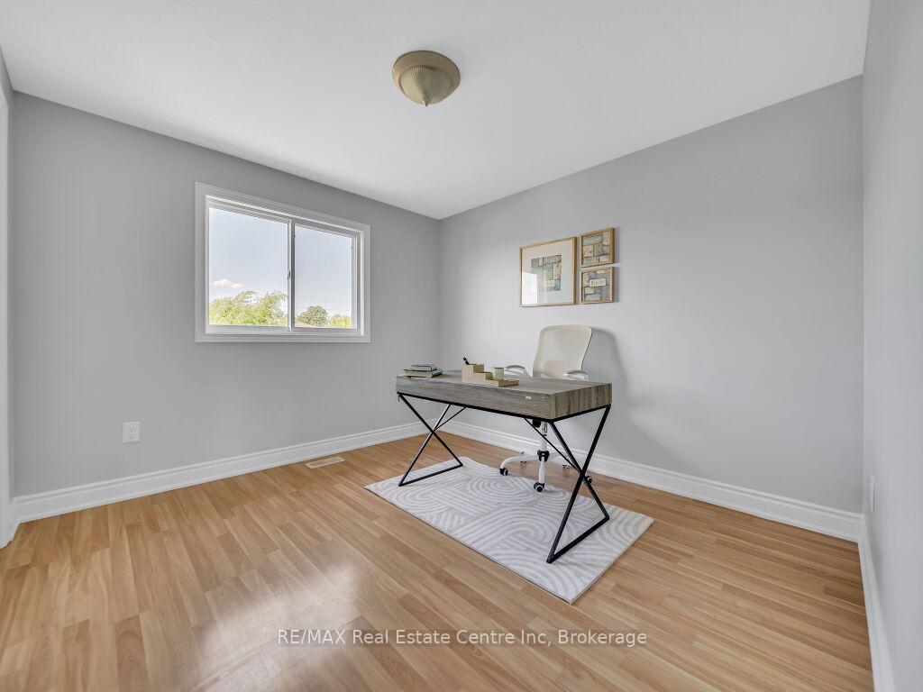 Photo 28 of 9 Ryde Road, Guelph, Willow West/Sugarbush/West Acres — HOMEH