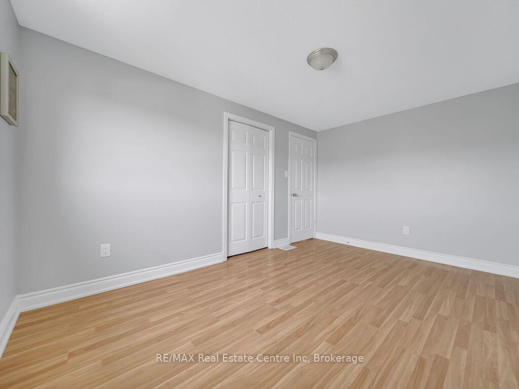 Photo 31 of 9 Ryde Road, Guelph, Willow West/Sugarbush/West Acres — HOMEH