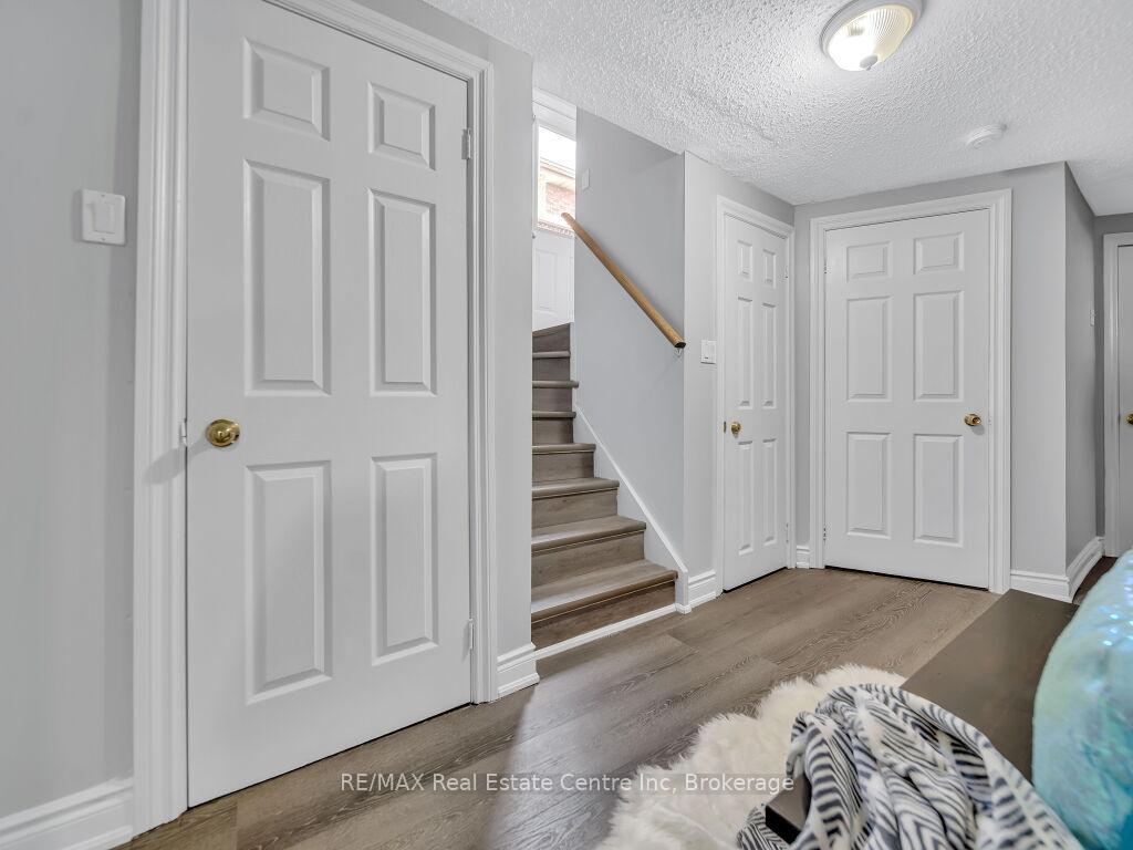 Photo 35 of 9 Ryde Road, Guelph, Willow West/Sugarbush/West Acres — HOMEH