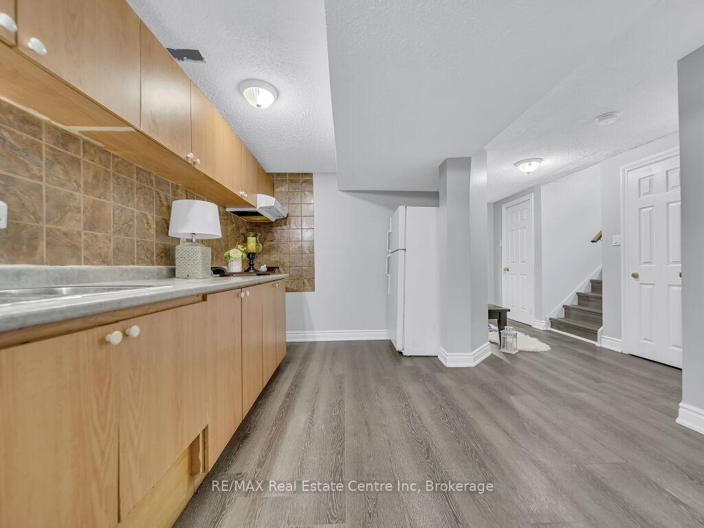 Photo 37 of 9 Ryde Road, Guelph, Willow West/Sugarbush/West Acres — HOMEH