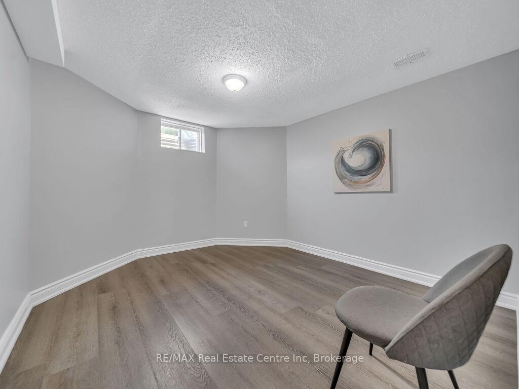 Photo 38 of 9 Ryde Road, Guelph, Willow West/Sugarbush/West Acres — HOMEH