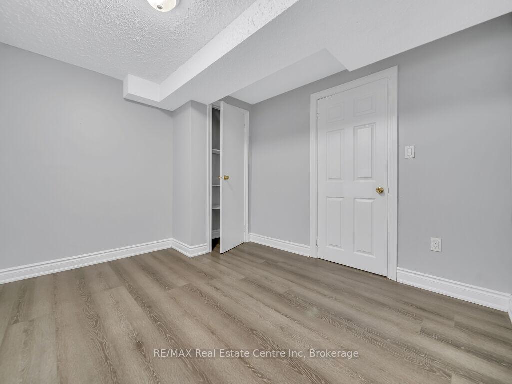 Photo 41 of 9 Ryde Road, Guelph, Willow West/Sugarbush/West Acres — HOMEH