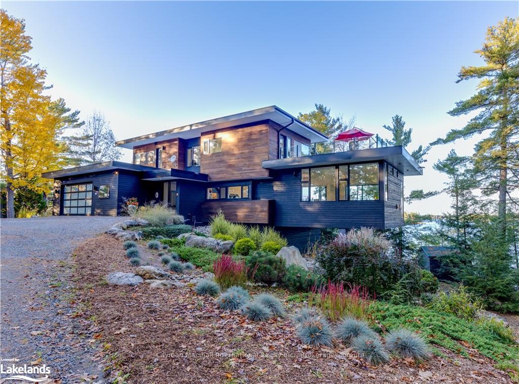 Front of 1040 Sunny Bay Lane