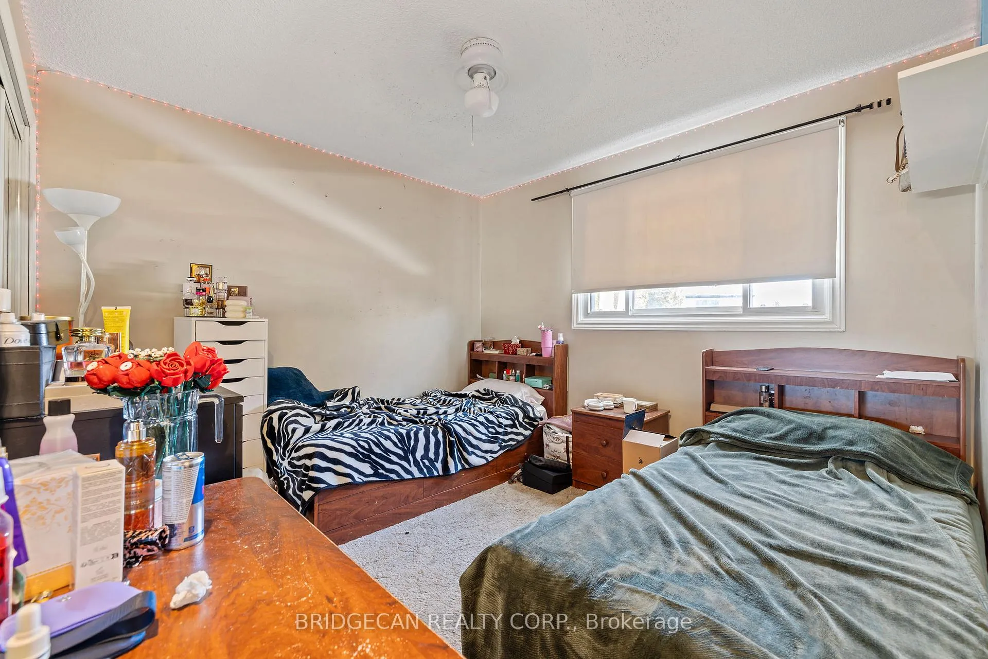 Photo 15 of 490 Queen Victoria Drive, Hamilton, Quinndale — HOMEH