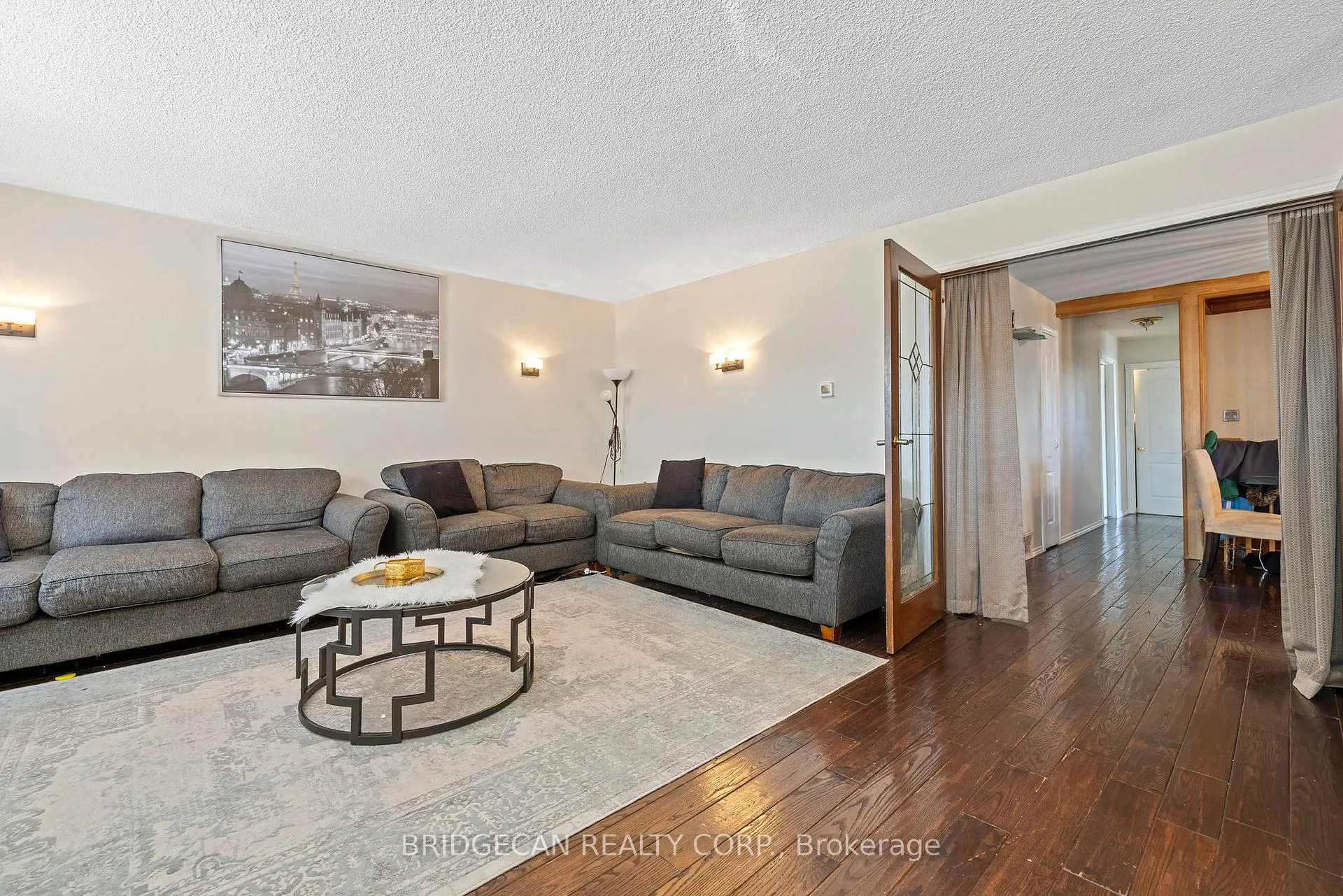 Photo 27 of 490 Queen Victoria Drive, Hamilton, Quinndale — HOMEH