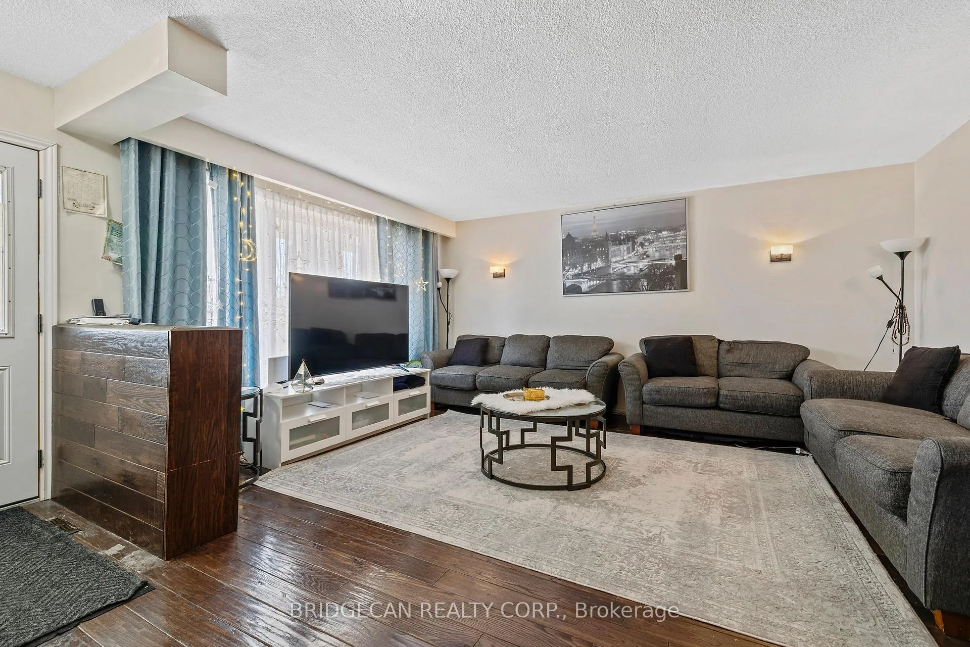 Photo 28 of 490 Queen Victoria Drive, Hamilton, Quinndale — HOMEH