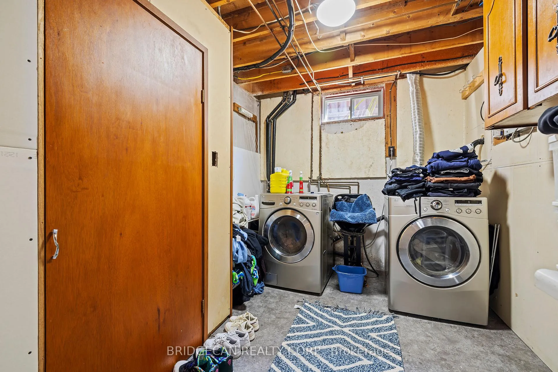 Photo 32 of 490 Queen Victoria Drive, Hamilton, Quinndale — HOMEH