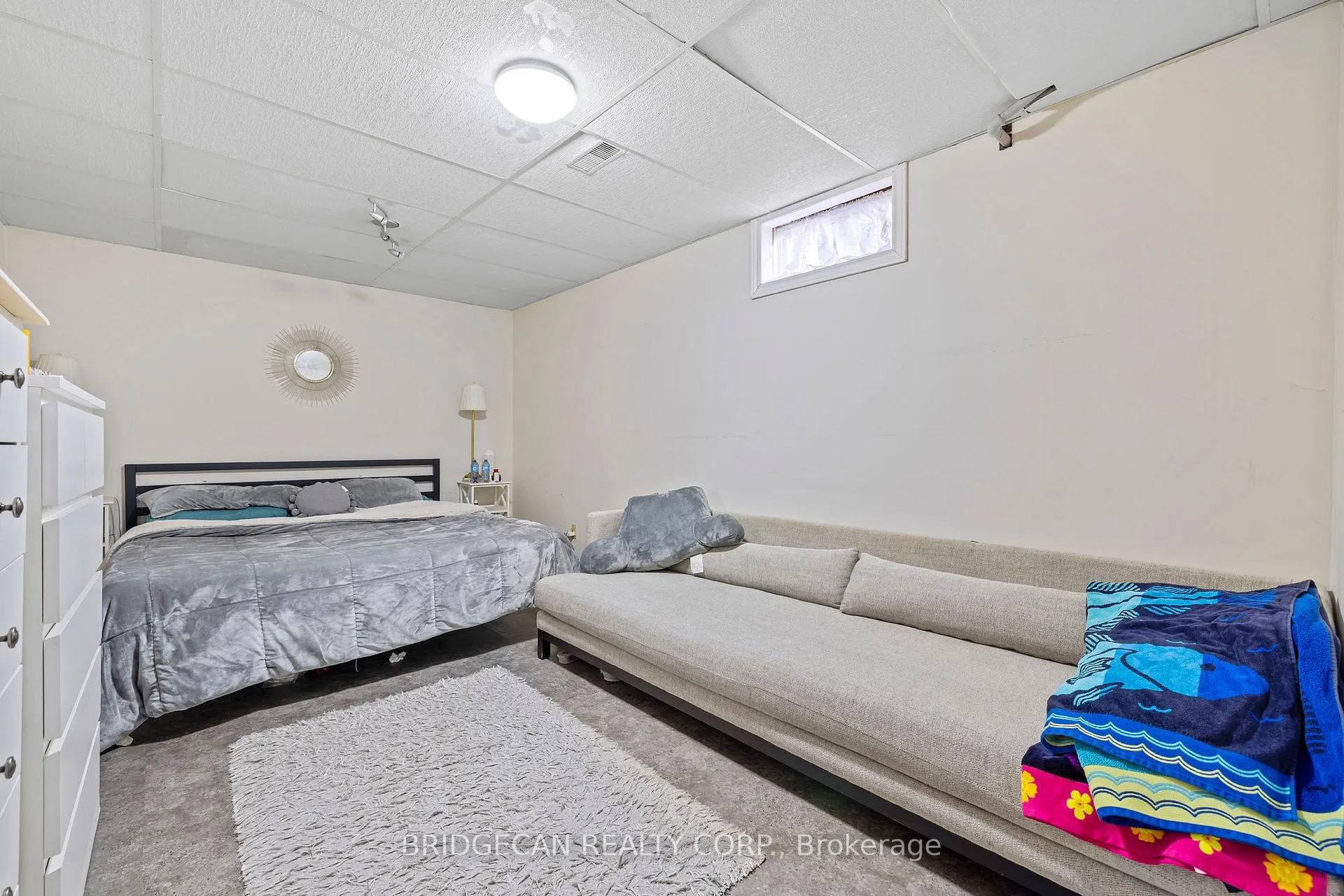 Photo 36 of 490 Queen Victoria Drive, Hamilton, Quinndale — HOMEH