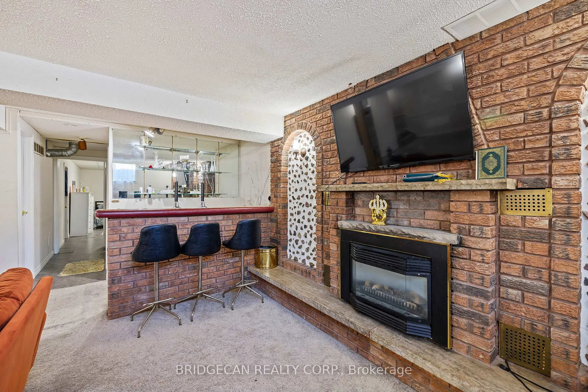 Photo 40 of 490 Queen Victoria Drive, Hamilton, Quinndale — HOMEH