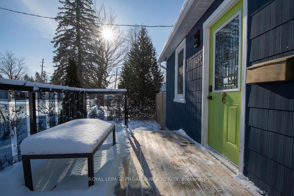 Photo 3 of 955 Ford Street, Peterborough, Otonabee Ward 1 — HOMEH