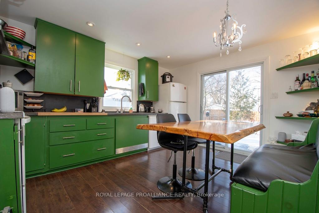 Photo 10 of 955 Ford Street, Peterborough, Otonabee Ward 1 — HOMEH