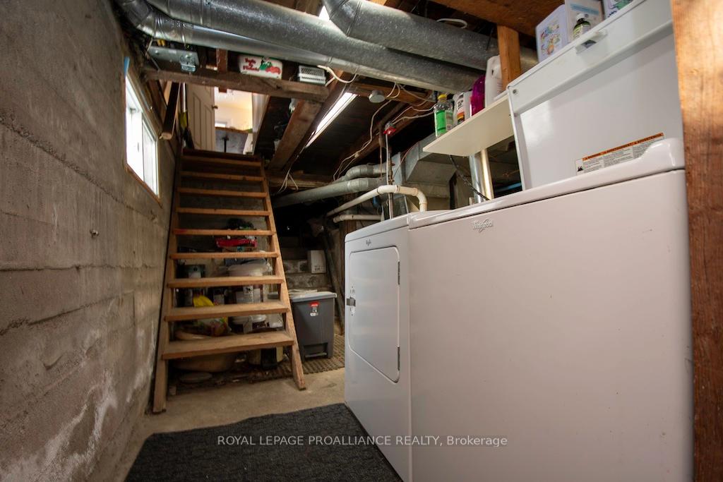 Photo 22 of 955 Ford Street, Peterborough, Otonabee Ward 1 — HOMEH