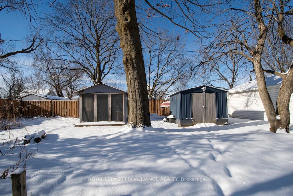 Photo 23 of 955 Ford Street, Peterborough, Otonabee Ward 1 — HOMEH