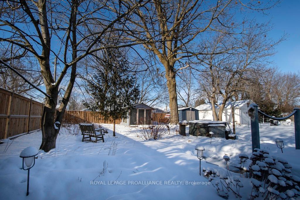 Photo 27 of 955 Ford Street, Peterborough, Otonabee Ward 1 — HOMEH