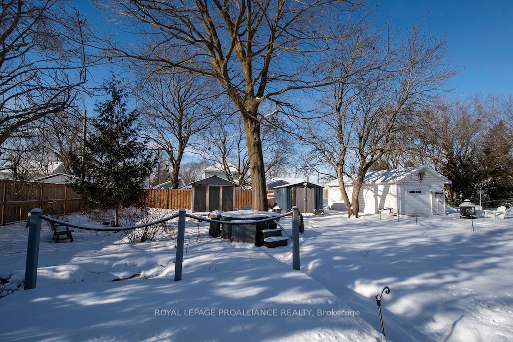 Photo 30 of 955 Ford Street, Peterborough, Otonabee Ward 1 — HOMEH