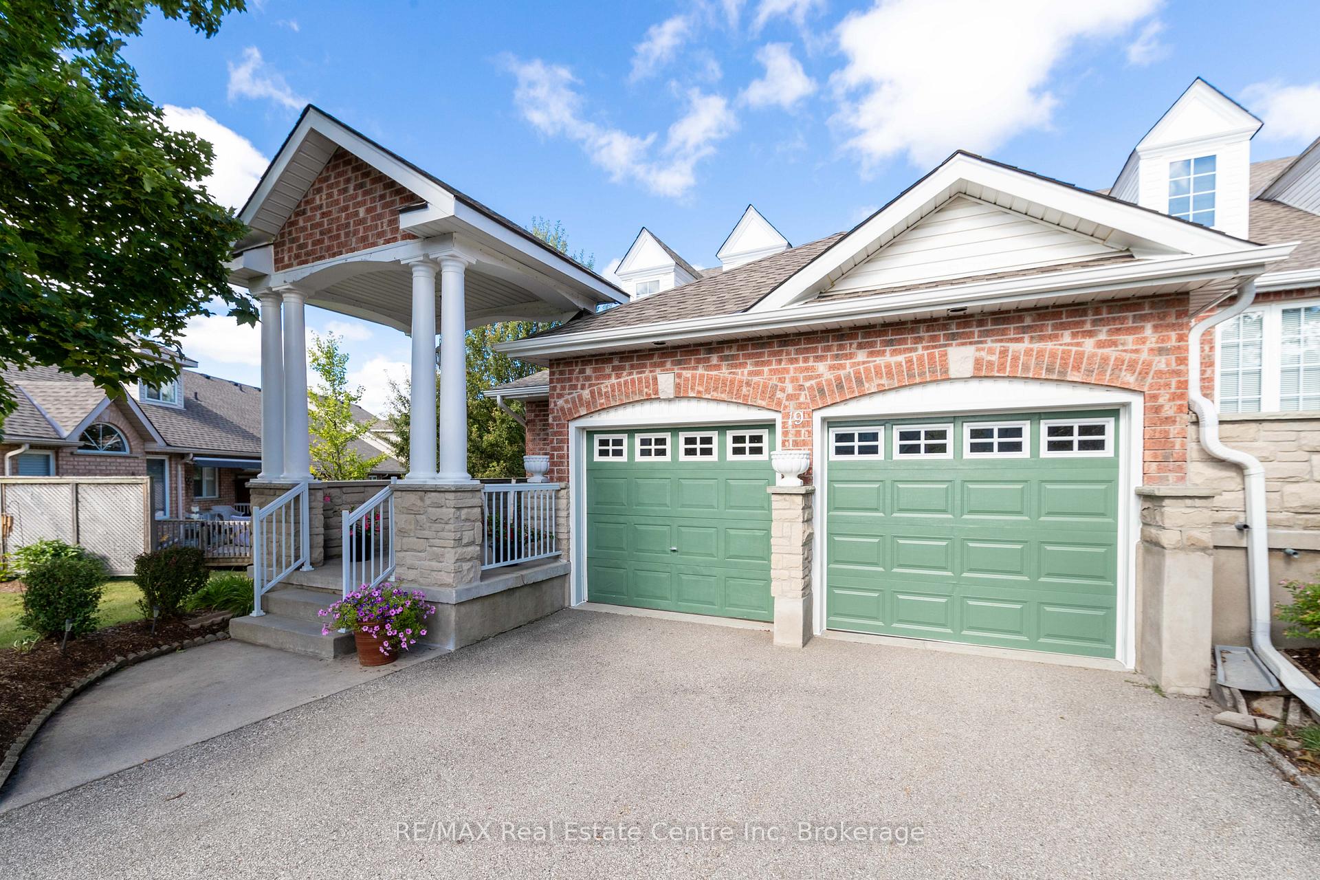 Photo 1 of 19 Terraview Crescent, Guelph, Kortright West — HOMEH